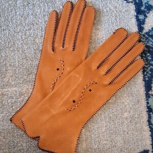 Women's Leather Gloves with Contrasting Whipstitch, Dinzler, Very Small Size